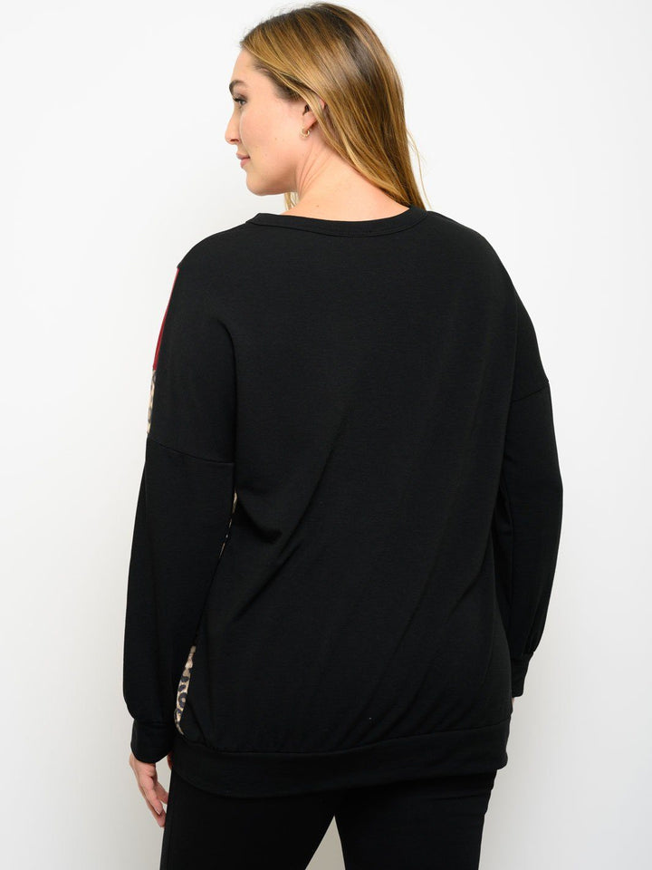 PLUS SIZE LONG SLEEVE CHEVRON TOP