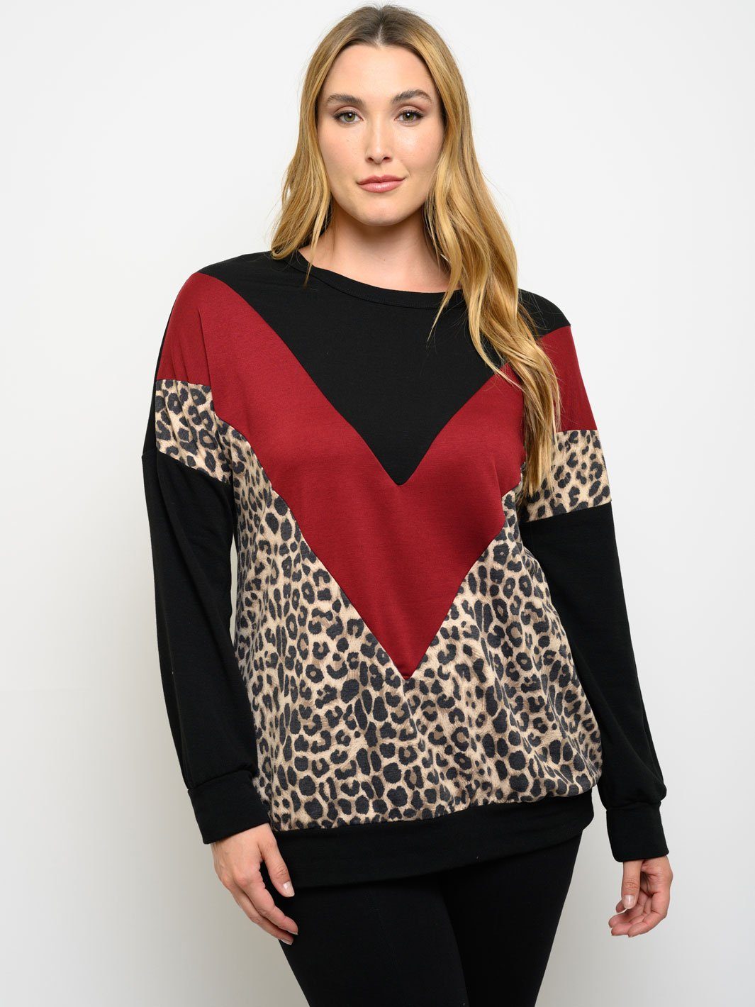PLUS SIZE LONG SLEEVE CHEVRON TOP