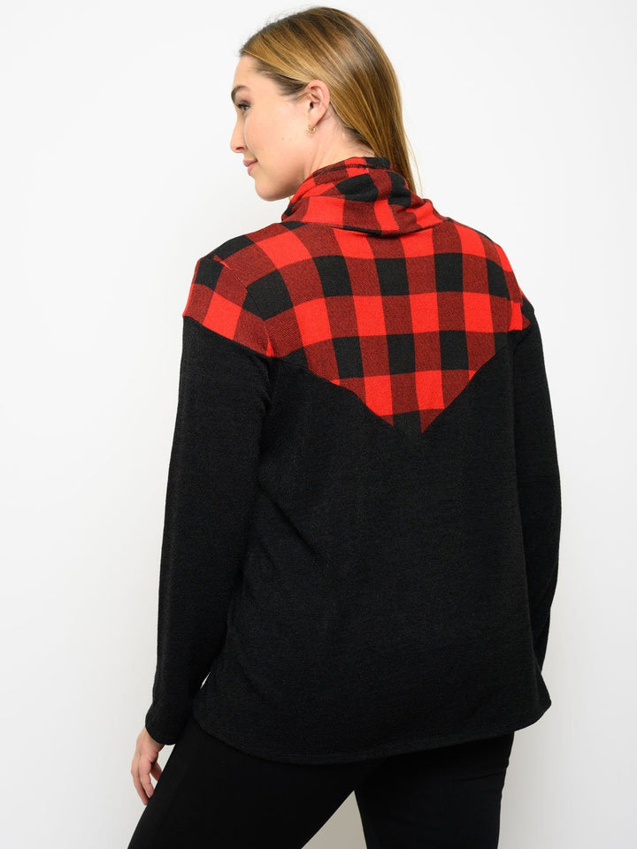 PLUS SIZE TURTLE NECK LONG SLEEVE TOP