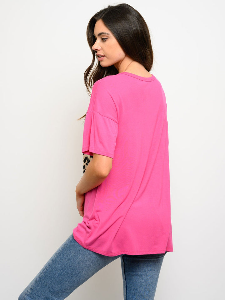 WOMEN'S SHORT SLEEVE ANIMAL PRINT TOP