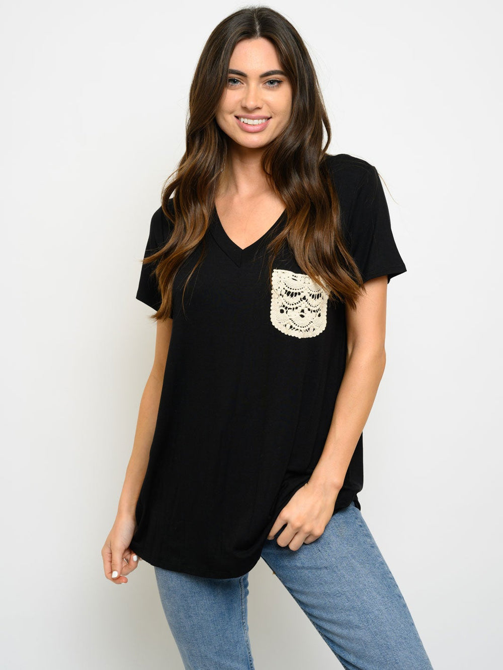 WOMEN'S SHORT SLEEVE FRONT POCKET V-NECK TOP