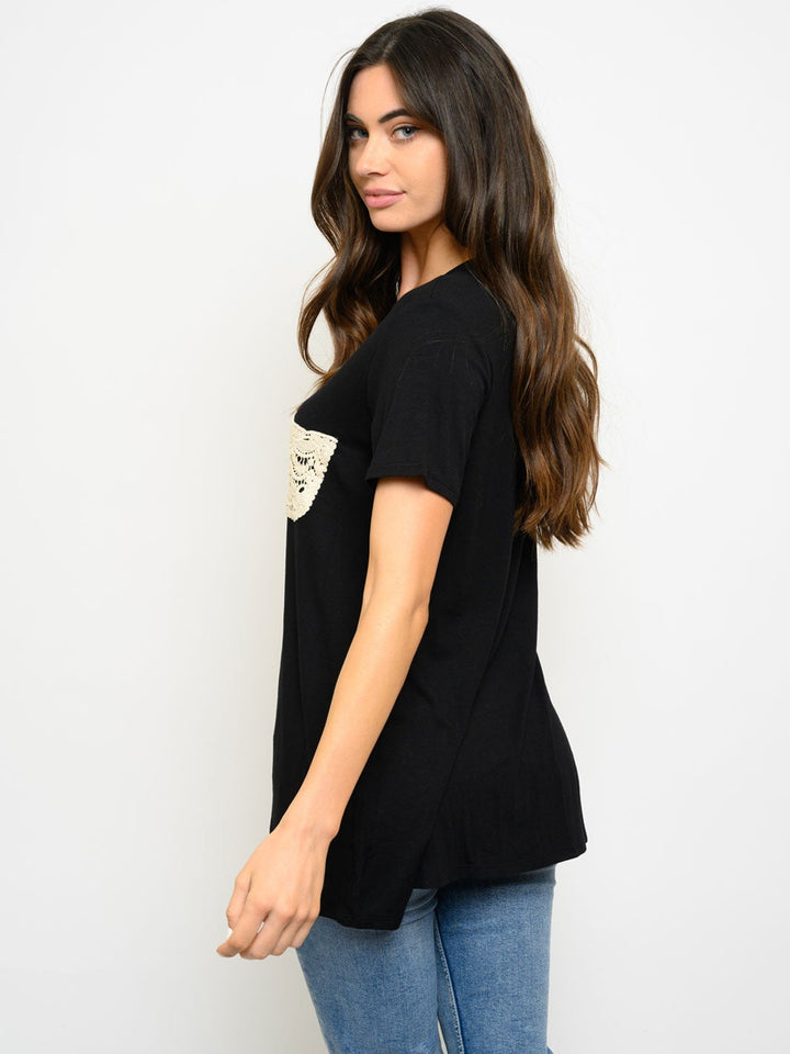 WOMEN'S SHORT SLEEVE FRONT POCKET V-NECK TOP