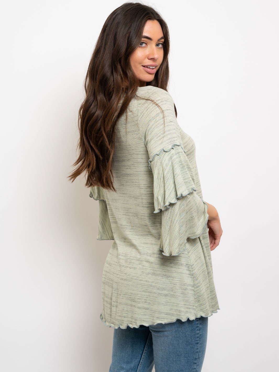 WOMEN'S TIERED SLEEVES LETTUCE TRIM TOP