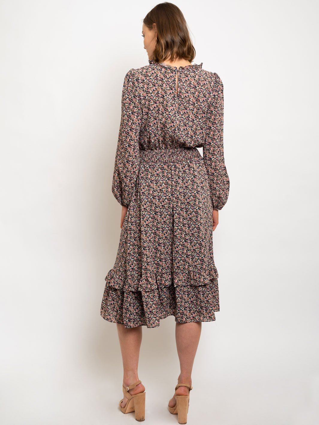 WOMEN'S DITSY PRINTED RUFFLE DETAILED WAIST SMOCKED MIDI DRESS