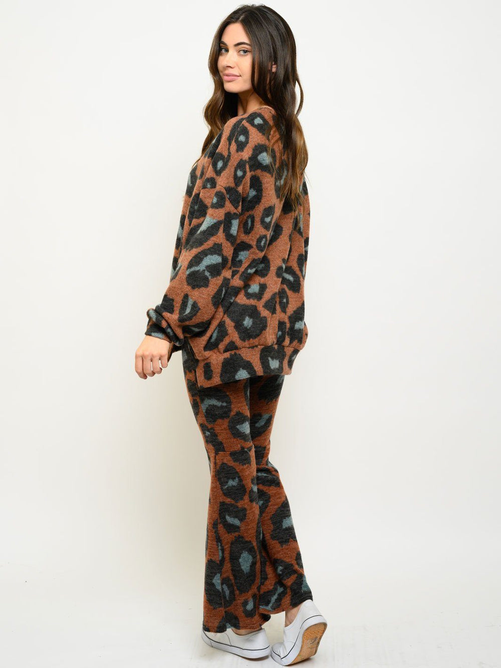WOMEN'S ANIMAL PRINT FLARE PANTS