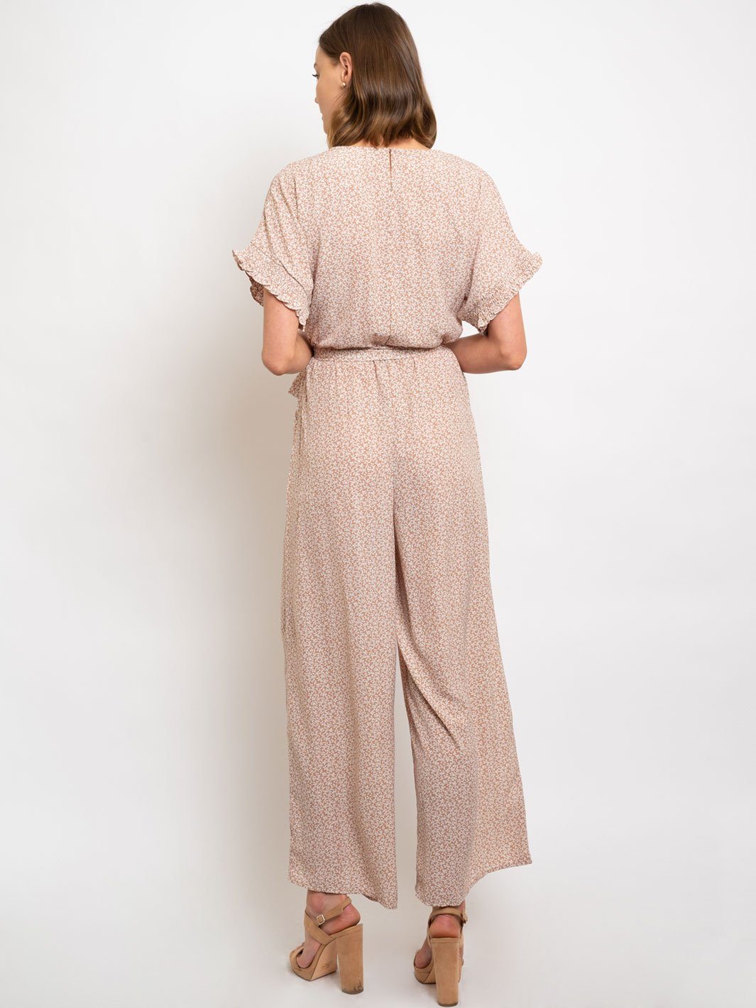 WOMEN'S SMOCKING DETAILED SLEEVE BUTTON DOWN JUMPSUIT