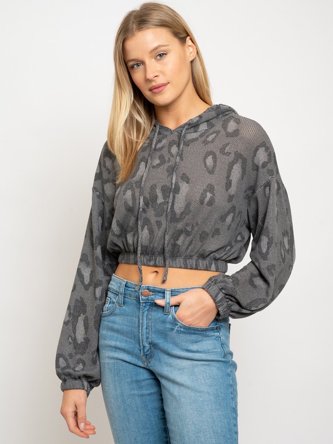 WOMEN'S ANIMAL PRINT CROP HOODIE TOP