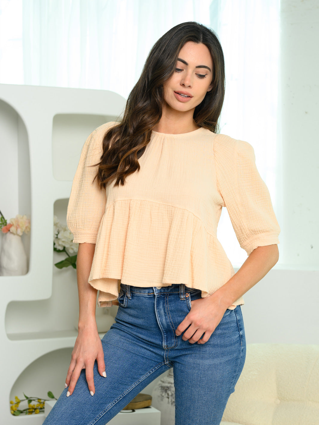 WOMEN'S SHORT PUFF SLEEVE BACK BUTTONS PEPLUM TOP