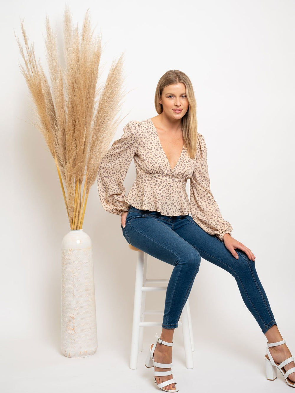 WOMEN'S DOT PRINT V-NECK LONG SLEEVE TOP