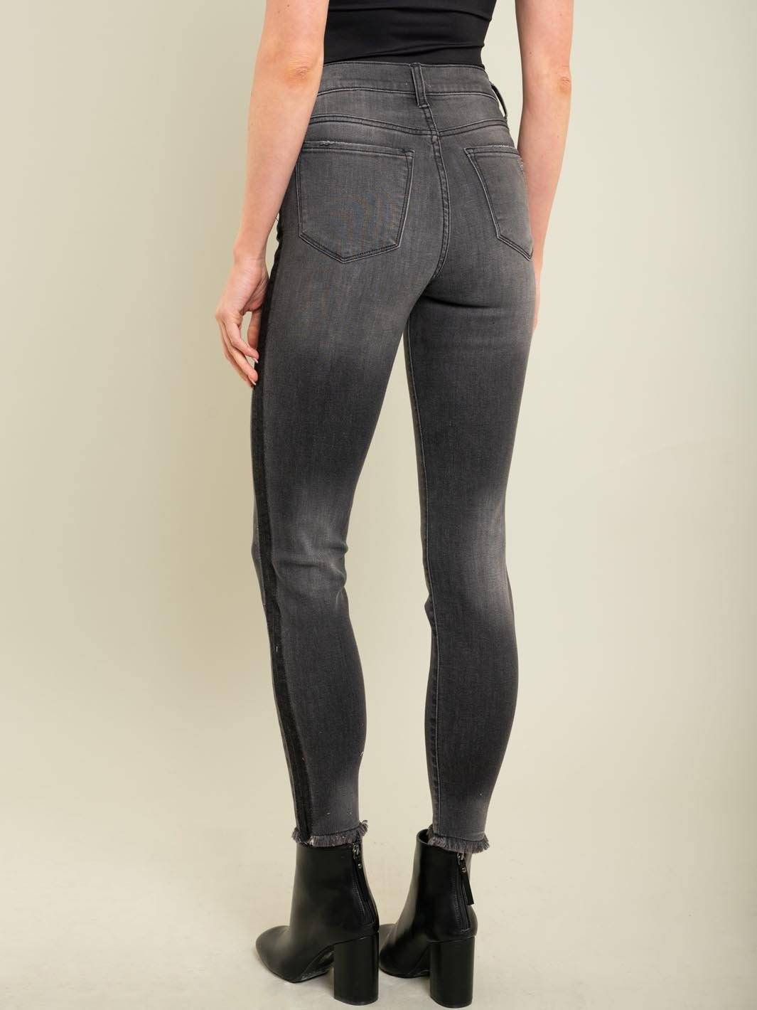 WOMEN'S DENIM BLACK JEANS