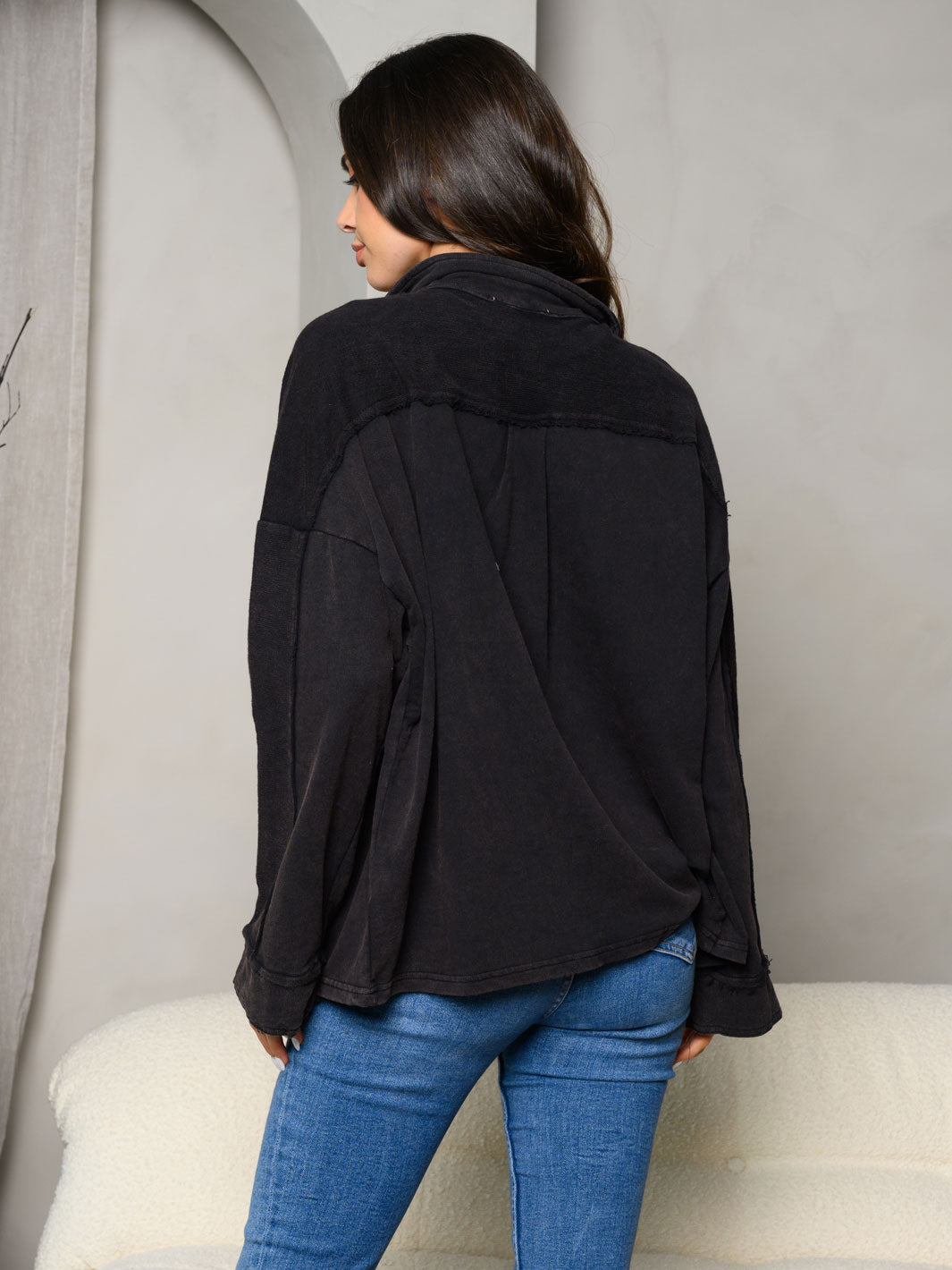 WOMEN'S LONG SLEEVE MINERAL WASHED BUTTON UP JACKET