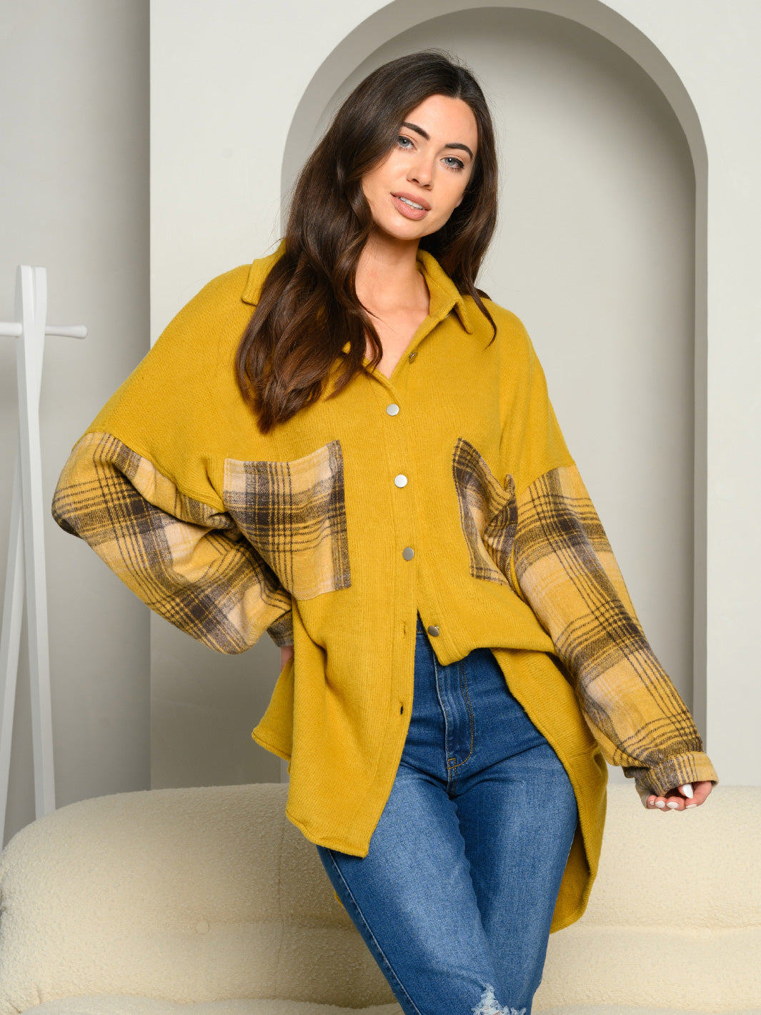 WOMEN'S OVERSIZED BUTTON UP COLOR BLOCK TOP
