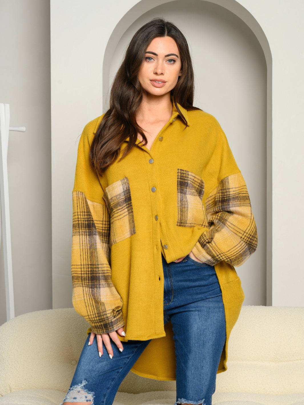 WOMEN'S OVERSIZED BUTTON UP COLOR BLOCK TOP