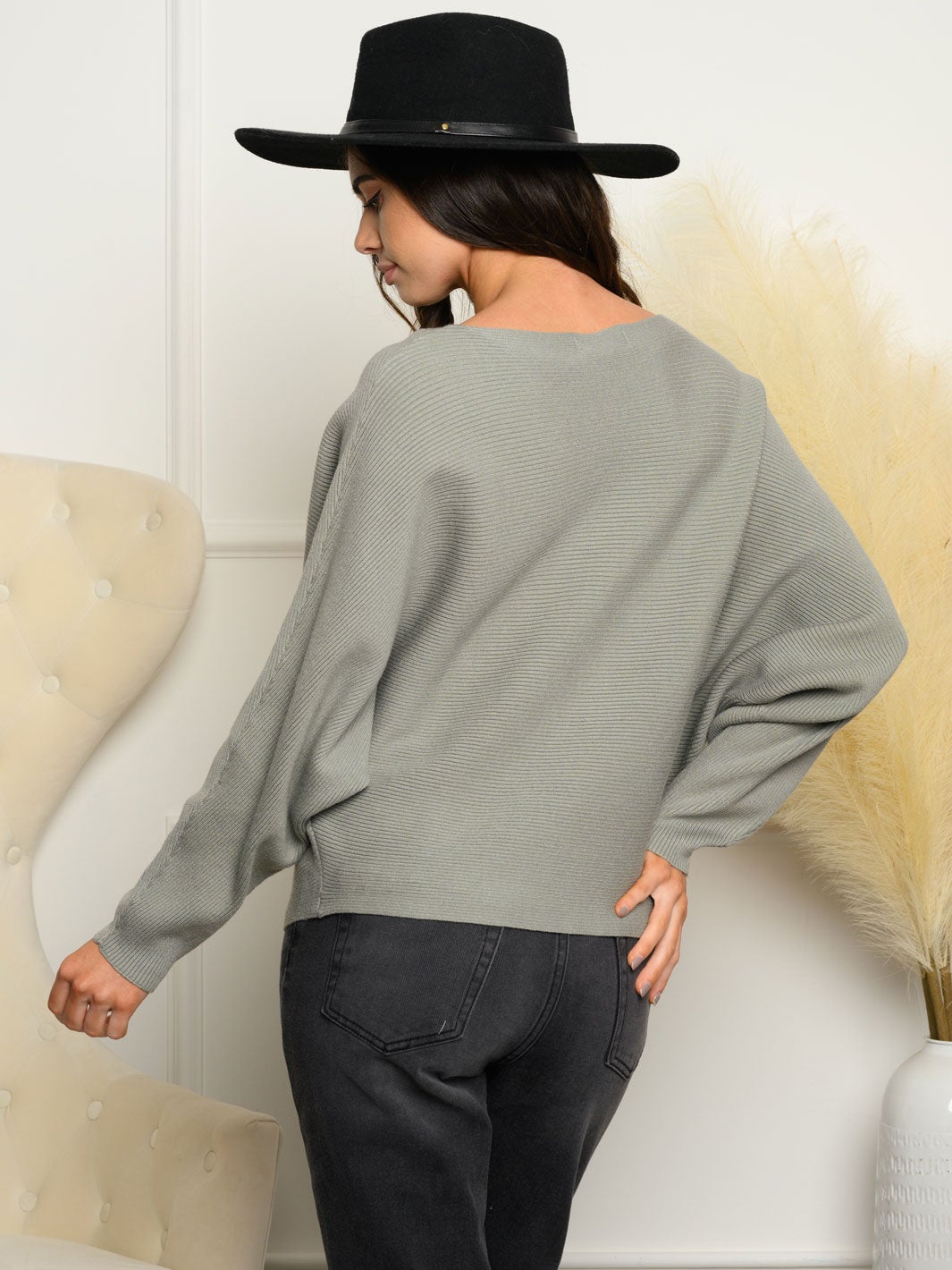 WOMEN'S LONG SLEEVE LOOSE FIT TOP