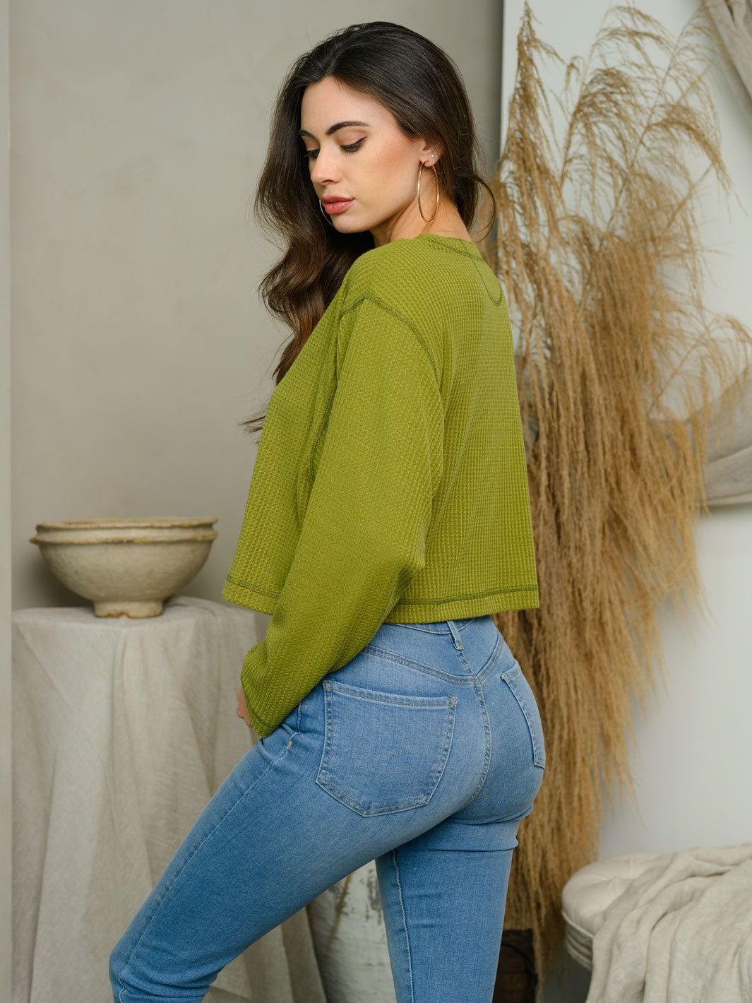 WOMEN'S LONG SLEEVE BUTTON DETAIL TOP