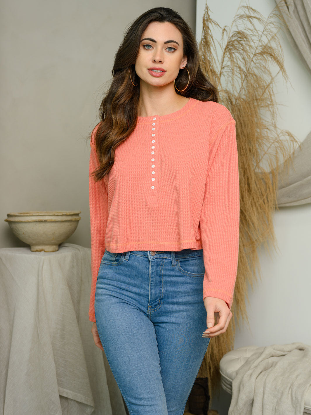 WOMEN'S LONG SLEEVE BUTTON DETAIL TOP