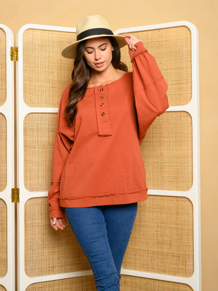 WOMEN'S LONG SLEEVE BUTTON DETAILS TOP