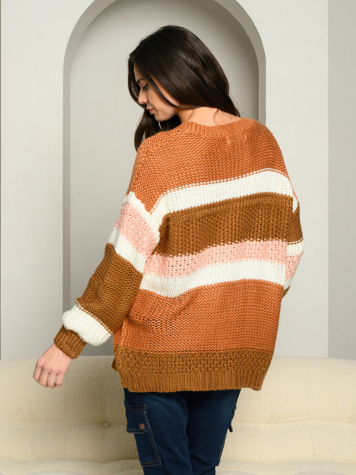 WOMEN'S LONG SLEEVE COLOR BLOCK SWEATER