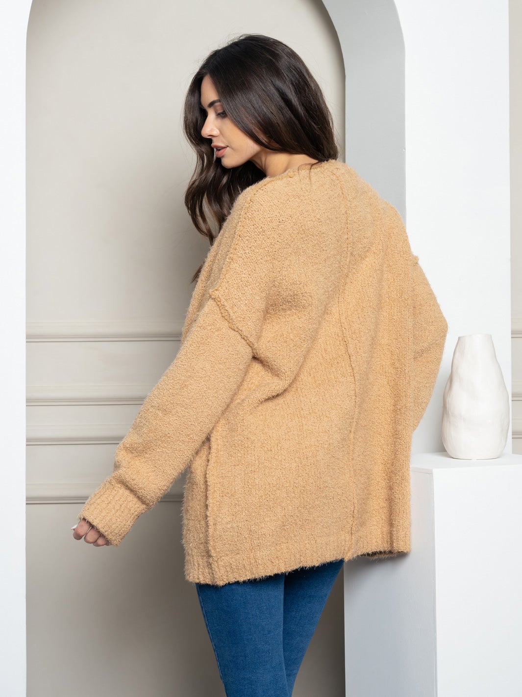 WOMEN'S OVERSIZED PULLOVER SWEATER