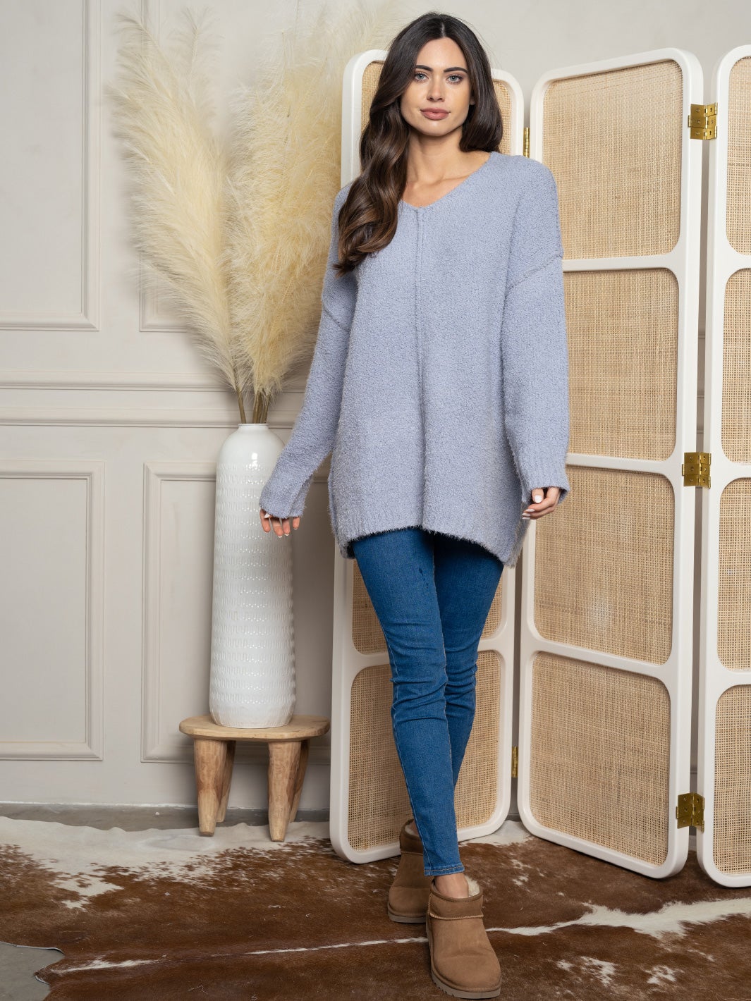 WOMEN'S OVERSIZED PULLOVER SWEATER