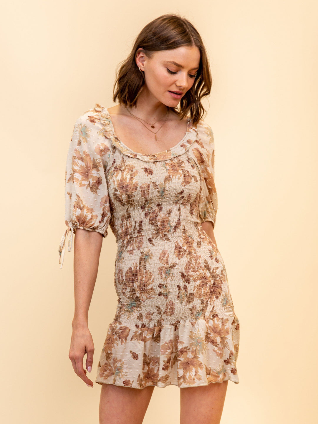 WOMEN'S TAUPE FLORAL MINI DRESS