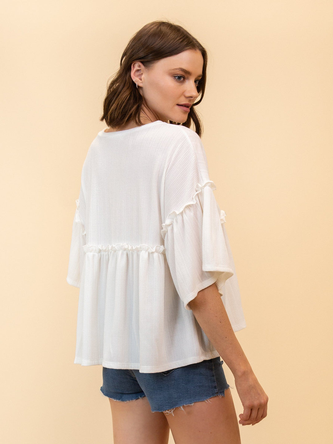 WOMEN'S RUFFLE BLOUSE