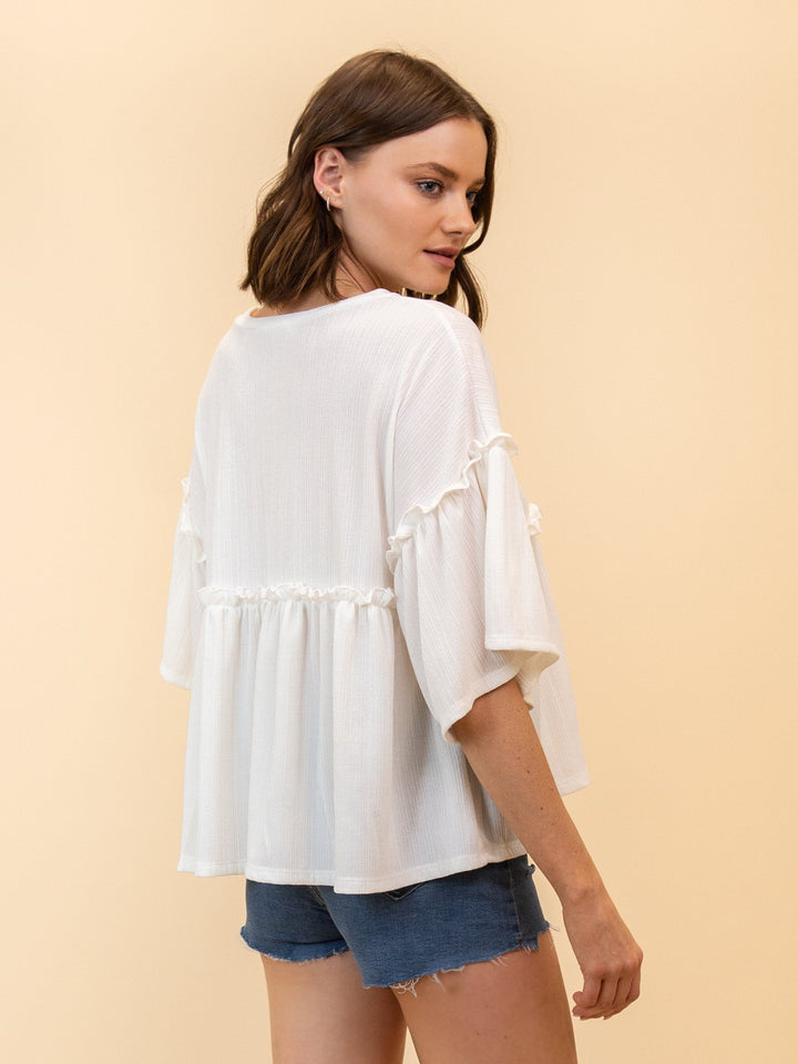 WOMEN'S RUFFLE BLOUSE