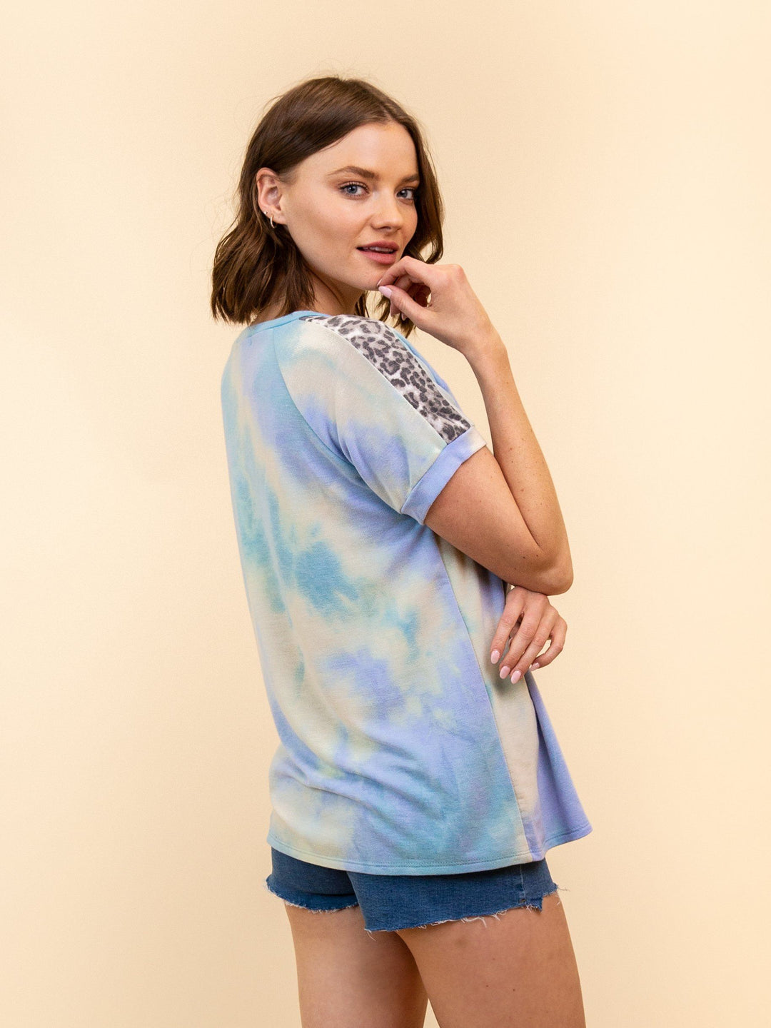WOMEN'S ONE POCKET TIE DYE TOP