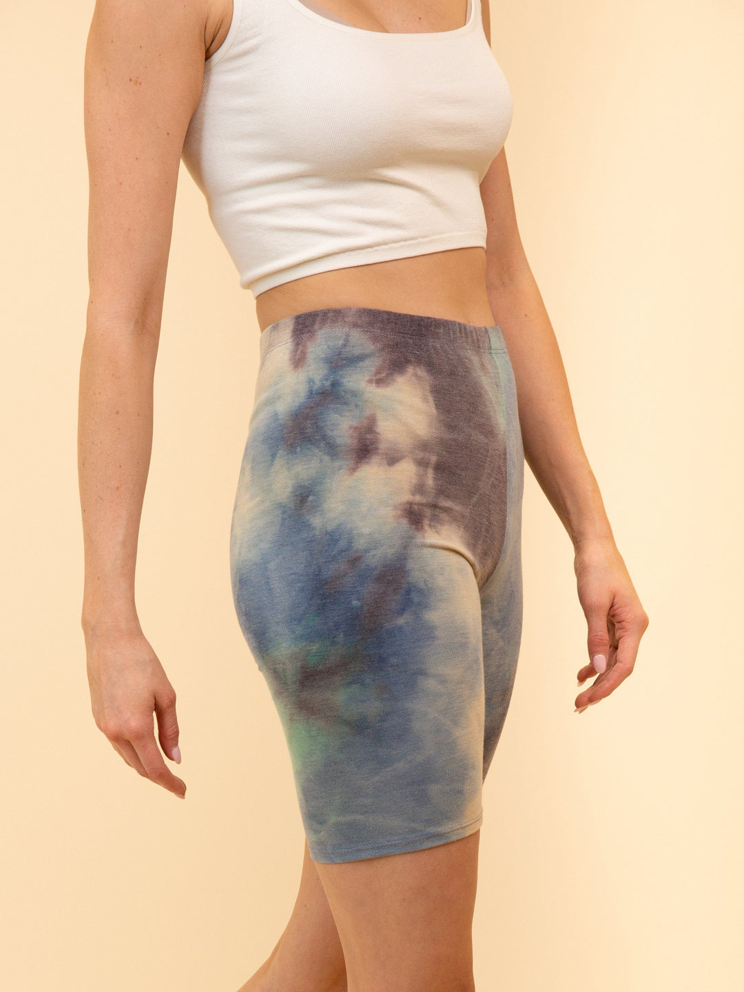 WOMEN'S TIE DYE BIKER SHORTS