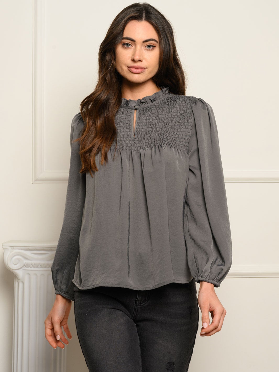 WOMEN'S SMOCKED YOKE LONG SLEEVE TOP