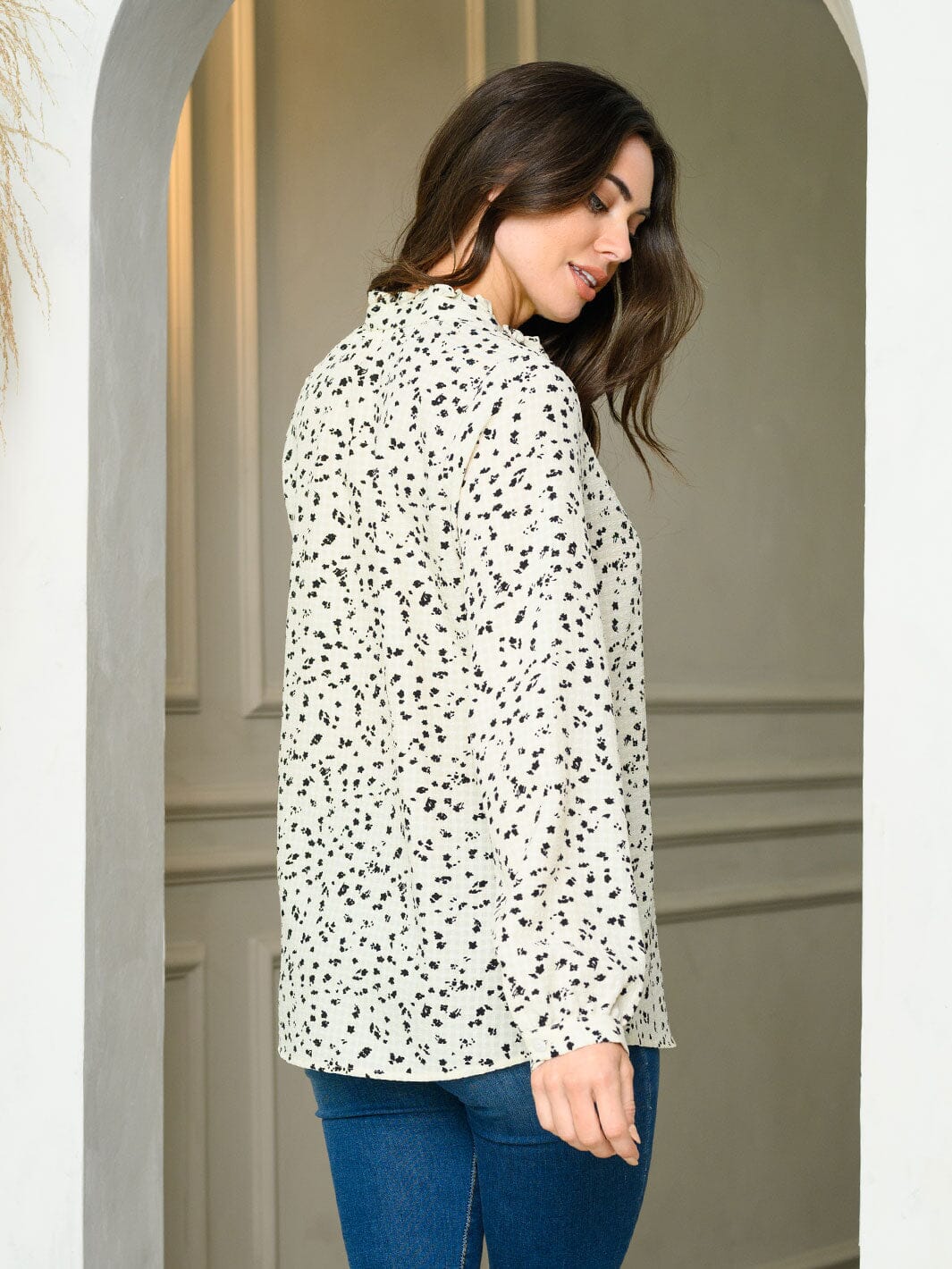 WOMEN'S LONG SLEEVE V-NECK ANIMAL PRINT BLOUSE TOP
