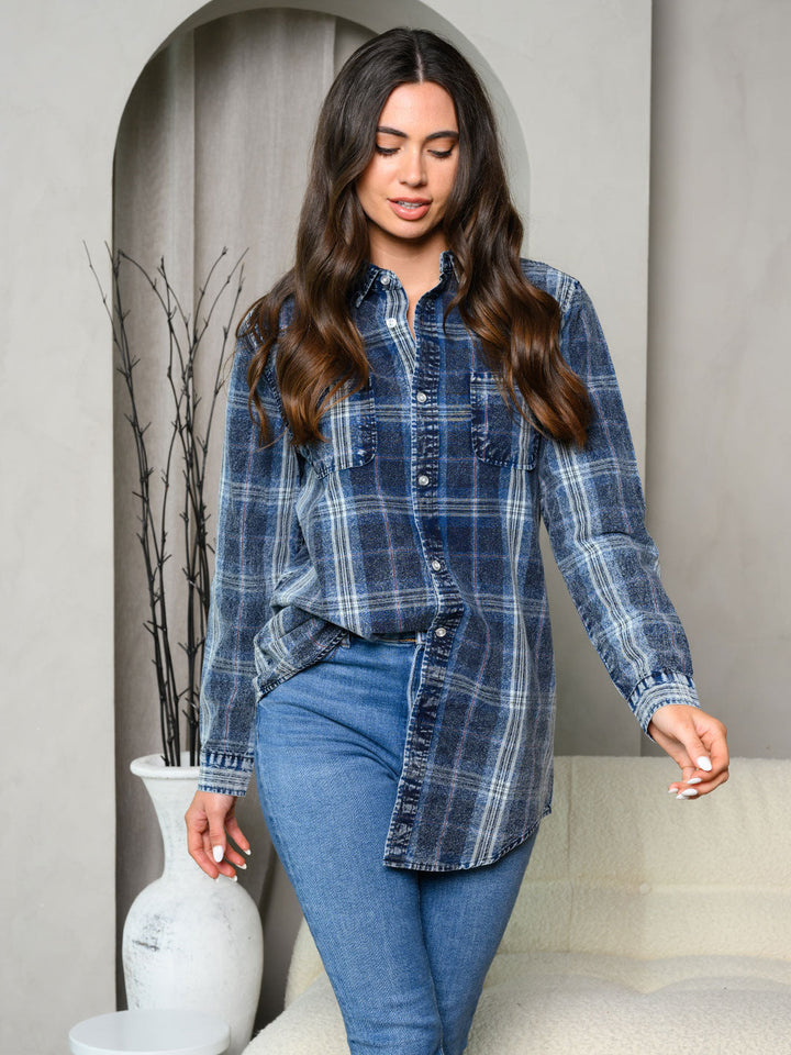 WOMEN'S LONG SLEEVE WASHED DENIM PLAID TOP