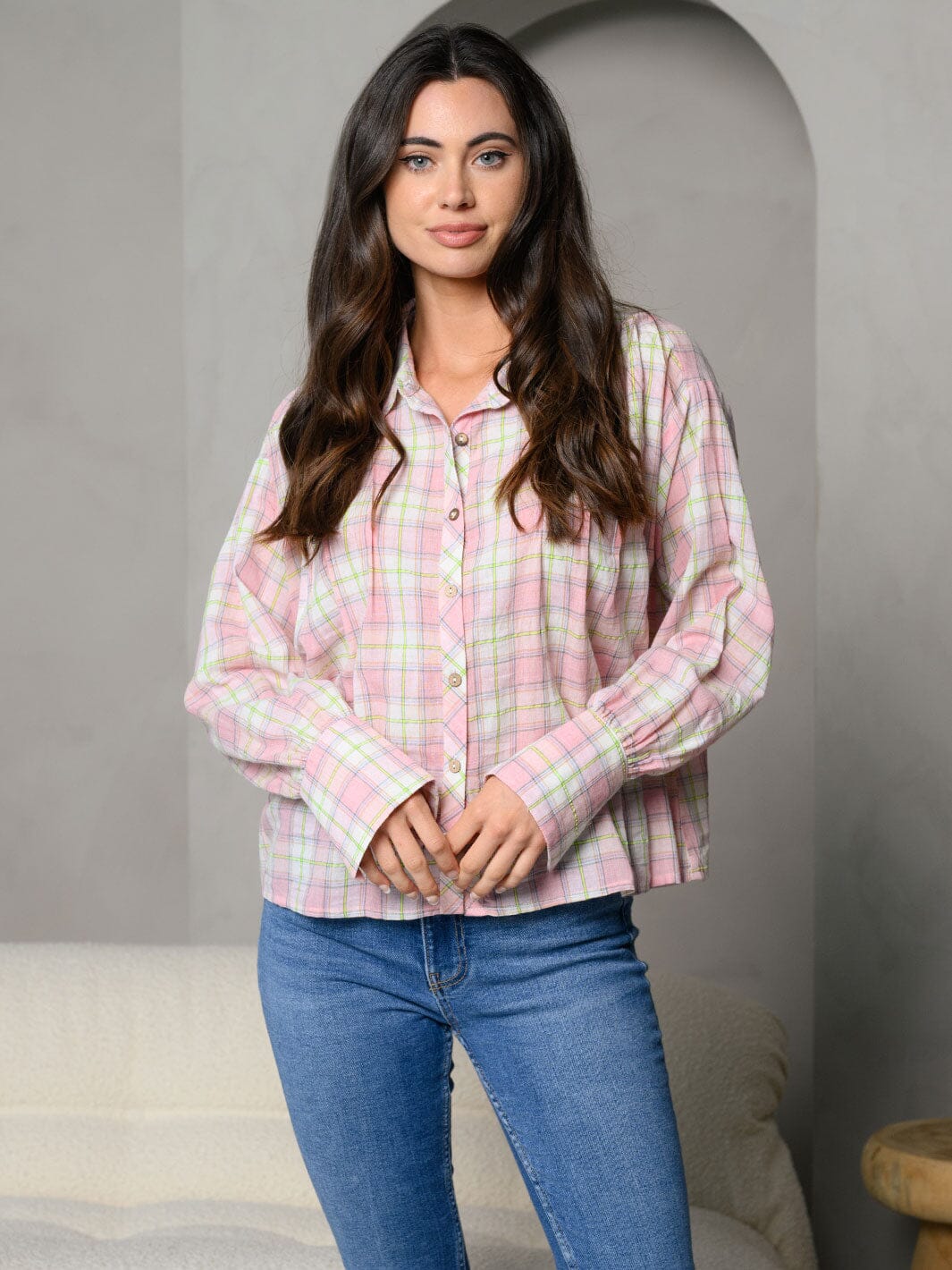 WOMEN'S STRIPES COLLAR BUTTON DOWN FRONT POCKET DETAIL LONG SLEEVE TOP
