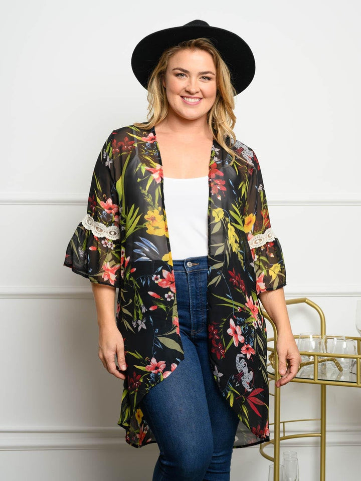 PLUS SIZE LACE CONTRAST FLORAL KIMONO