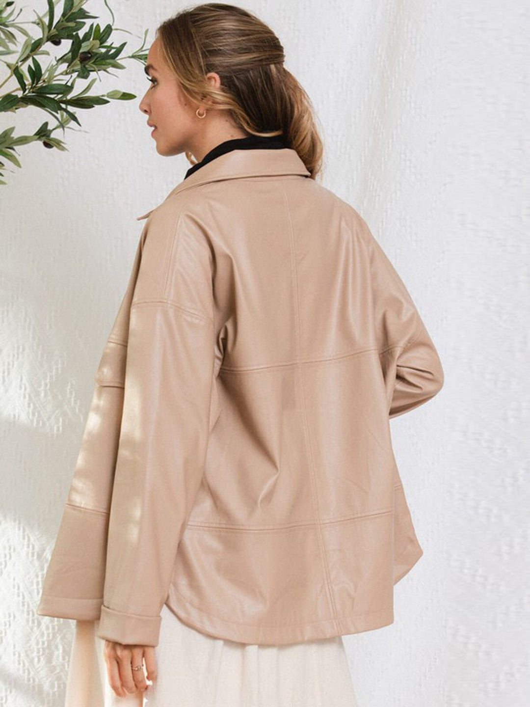 WOMEN'S LONG SLEEVE BUTTON UP PU PLEATHER JACKET