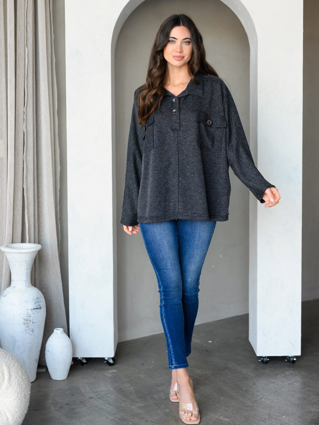 WOMEN'S LONG SLEEVE FRONT POCKETS TUNIC TOP