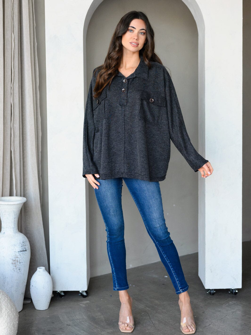 WOMEN'S LONG SLEEVE FRONT POCKETS TUNIC TOP