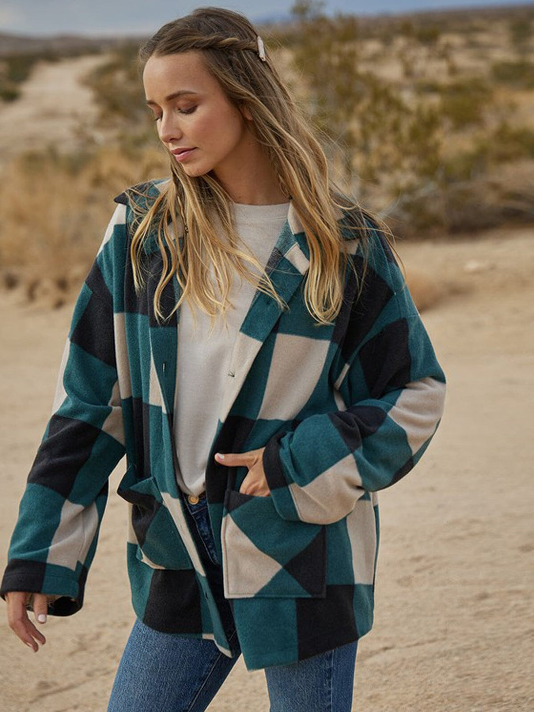 WOMEN'S LONG SLEEVE POCKETS BUTTON UP CHECKERS JACKET