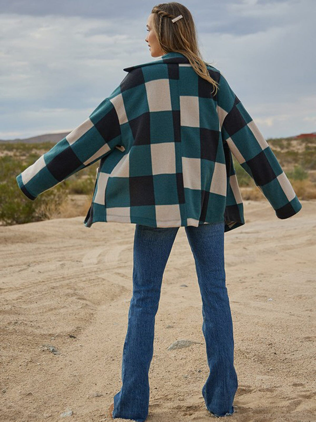 WOMEN'S LONG SLEEVE POCKETS BUTTON UP CHECKERS JACKET