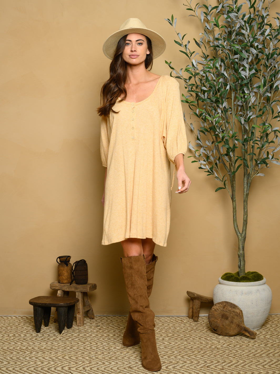 WOMEN'S LONG SLEEVE RIBBED KNIT MINI DRESS