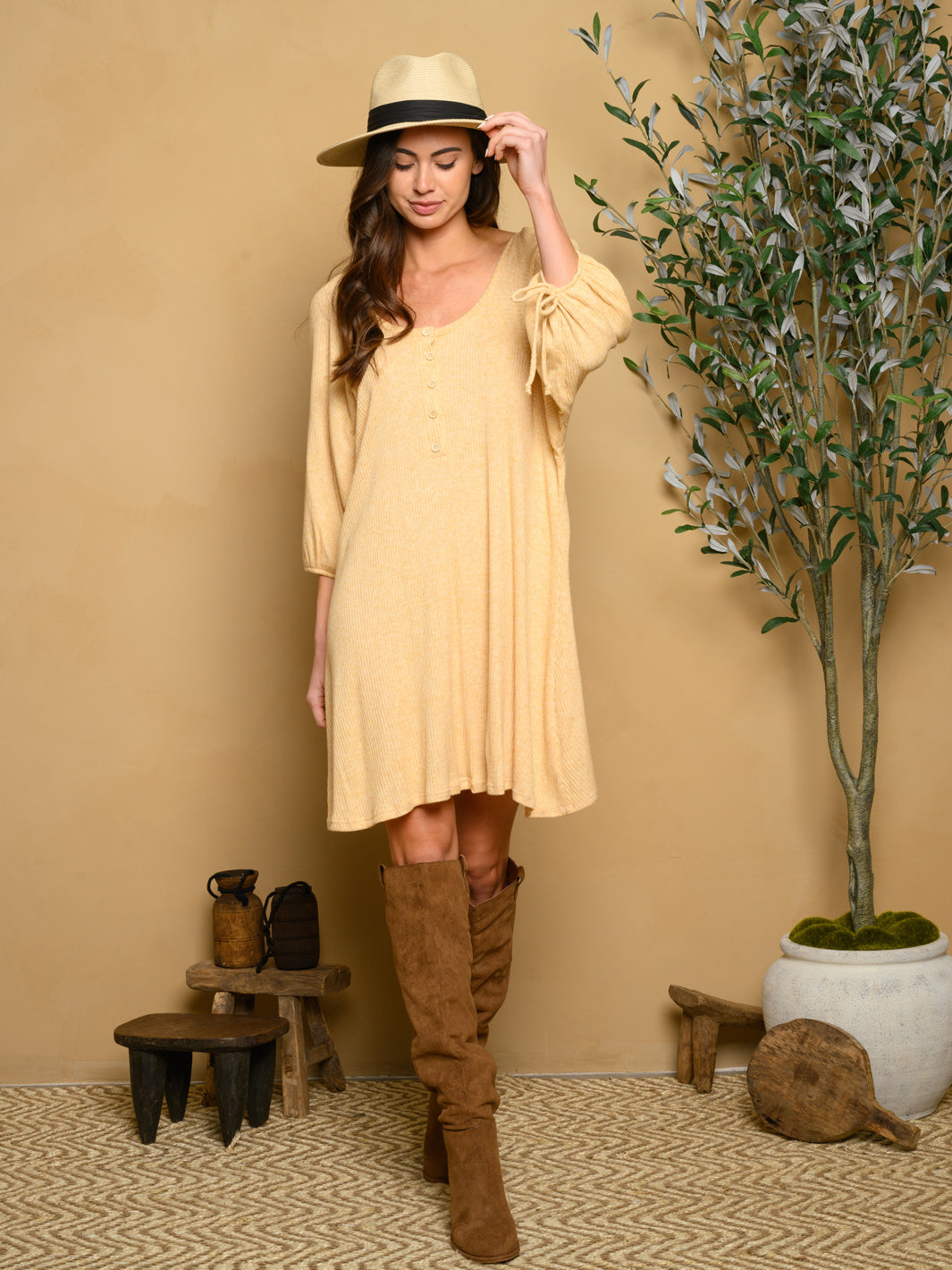 WOMEN'S LONG SLEEVE RIBBED KNIT MINI DRESS