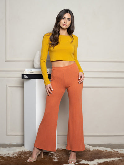 WOMEN'S RIBBED KNIT FLARE PANTS