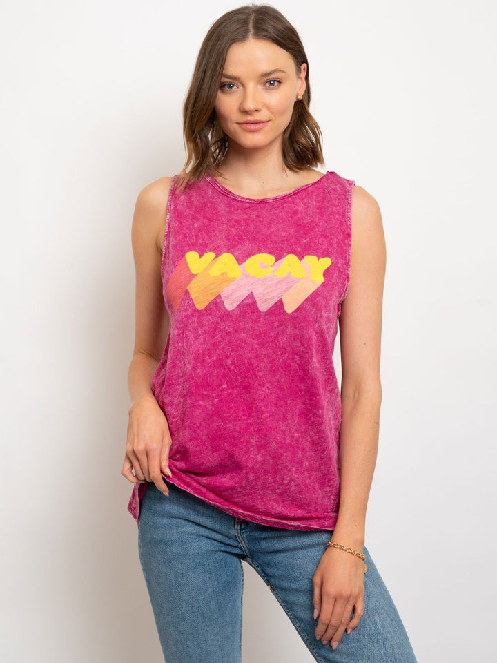 WOMEN'S SLEEVELESS MINERAL WASH VACAY GRAPGIC TANK TOP