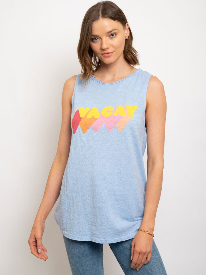 WOMEN'S SLEEVELESS MINERAL WASH VACAY GRAPGIC TANK TOP