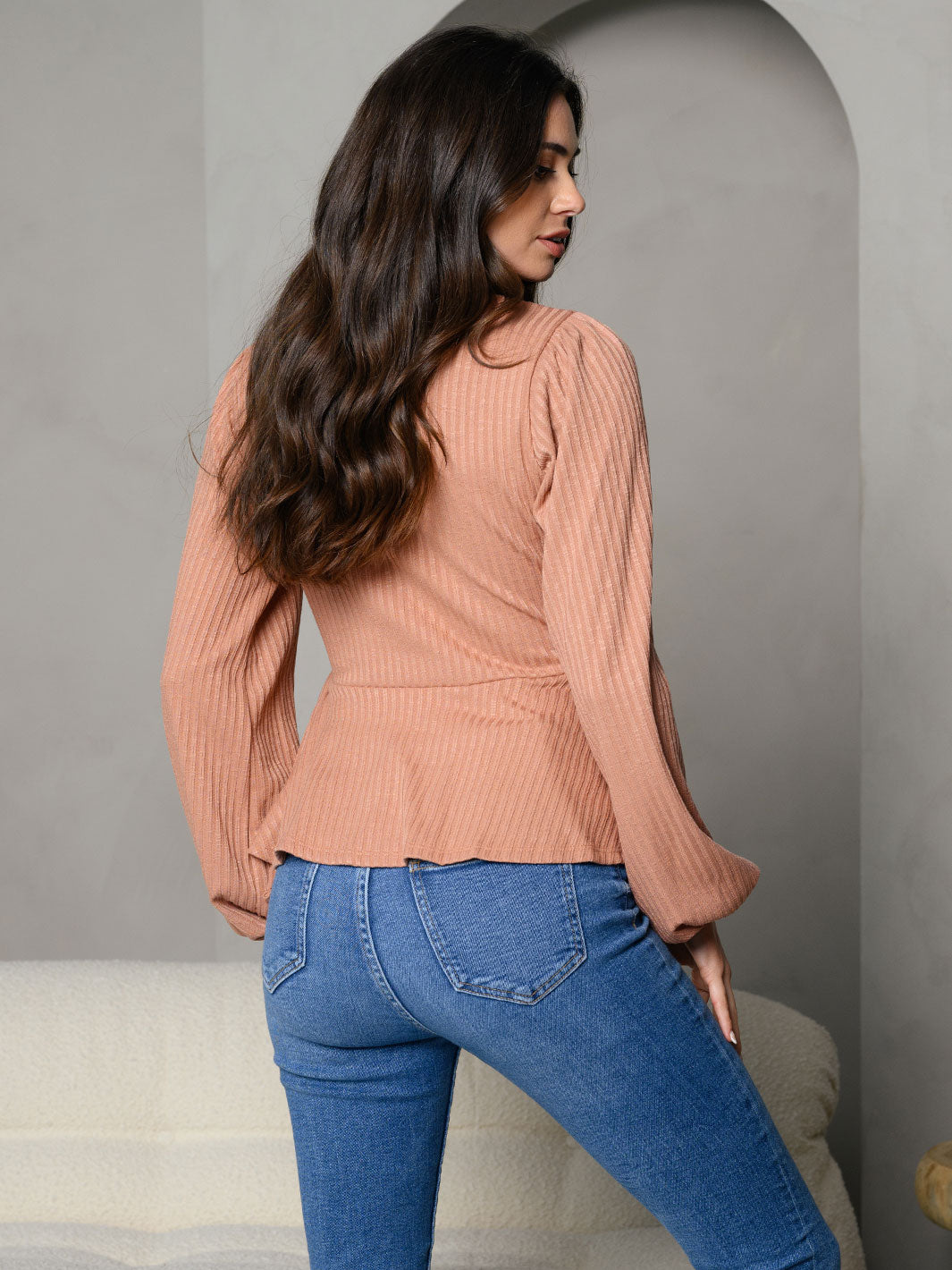 WOMEN'S SURPLICE PEPLUM V-NECK LONG SLEEVE TOP