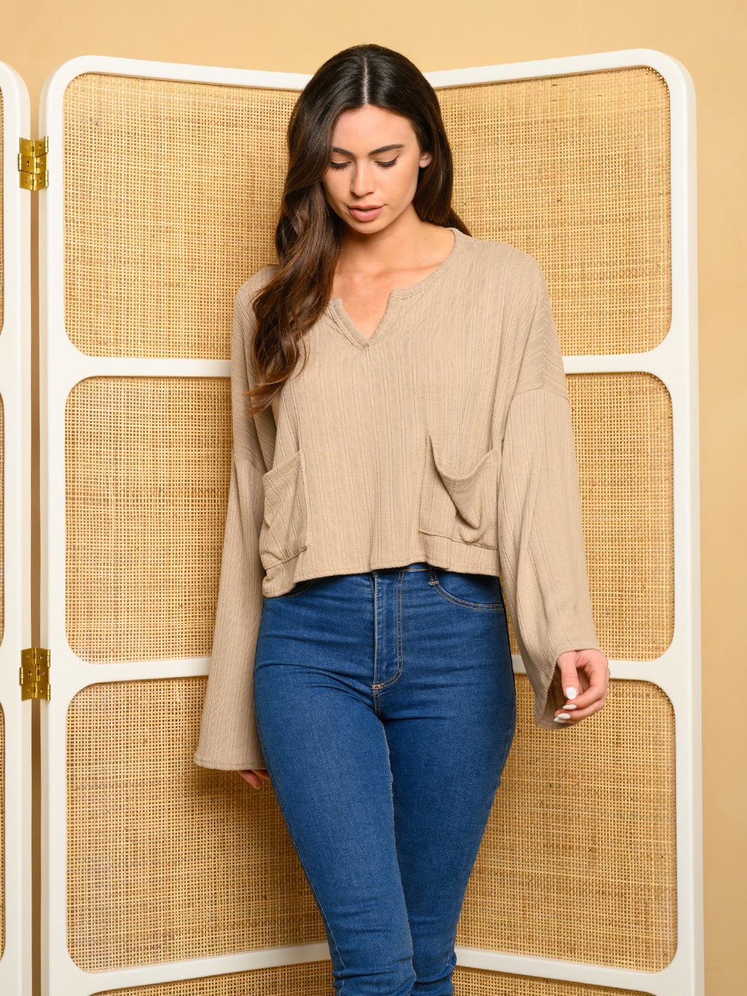 WOMEN'S LONG SLEEVE 2 POCKET RIBBED KNIT TOP