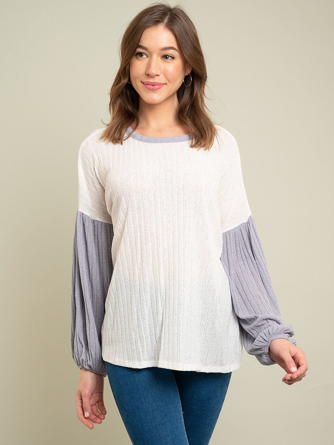 WOMEN'S BALOON SLEEVE RIBBED KNIT TOP
