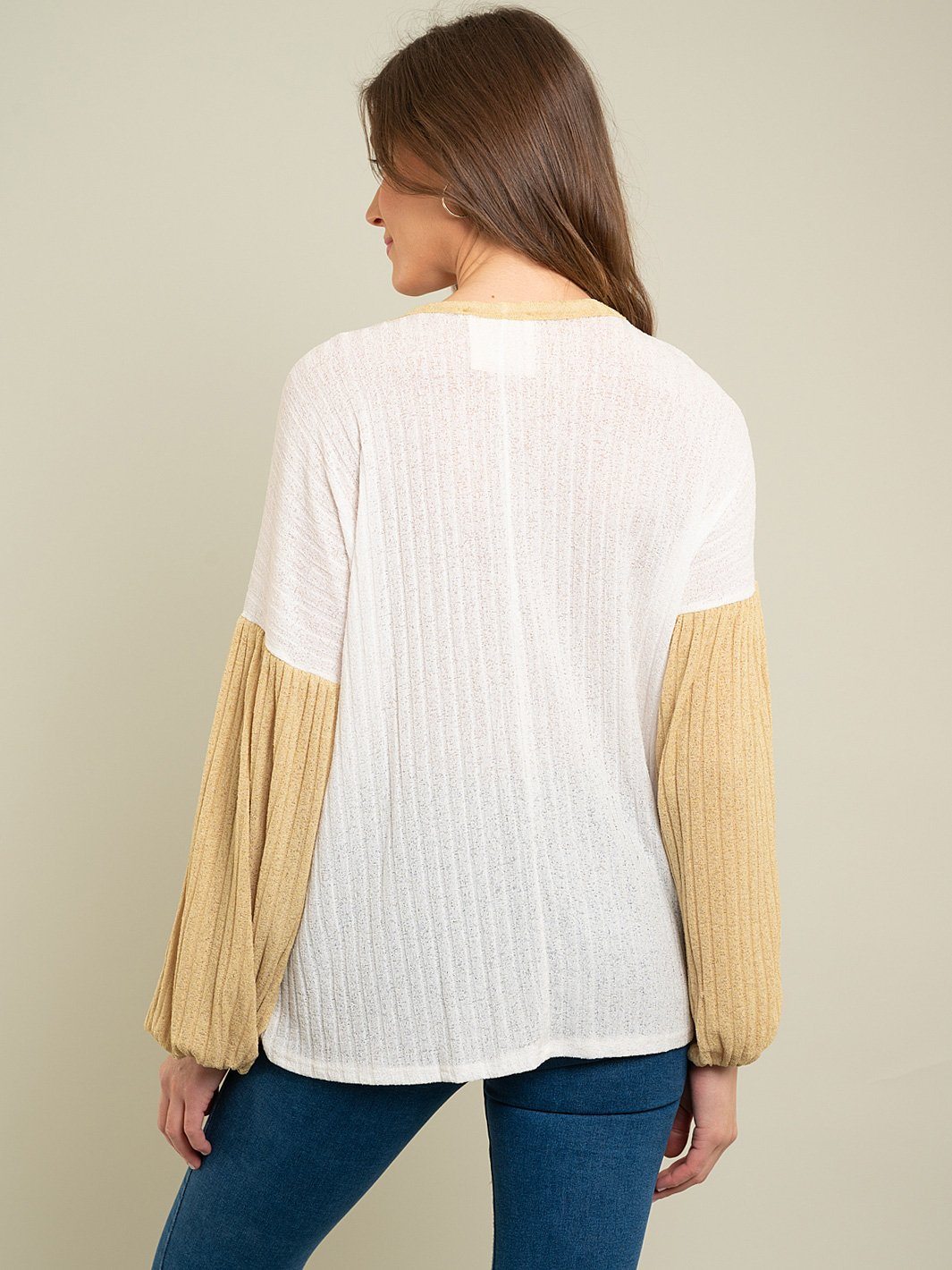 WOMEN'S BALOON SLEEVE RIBBED KNIT TOP