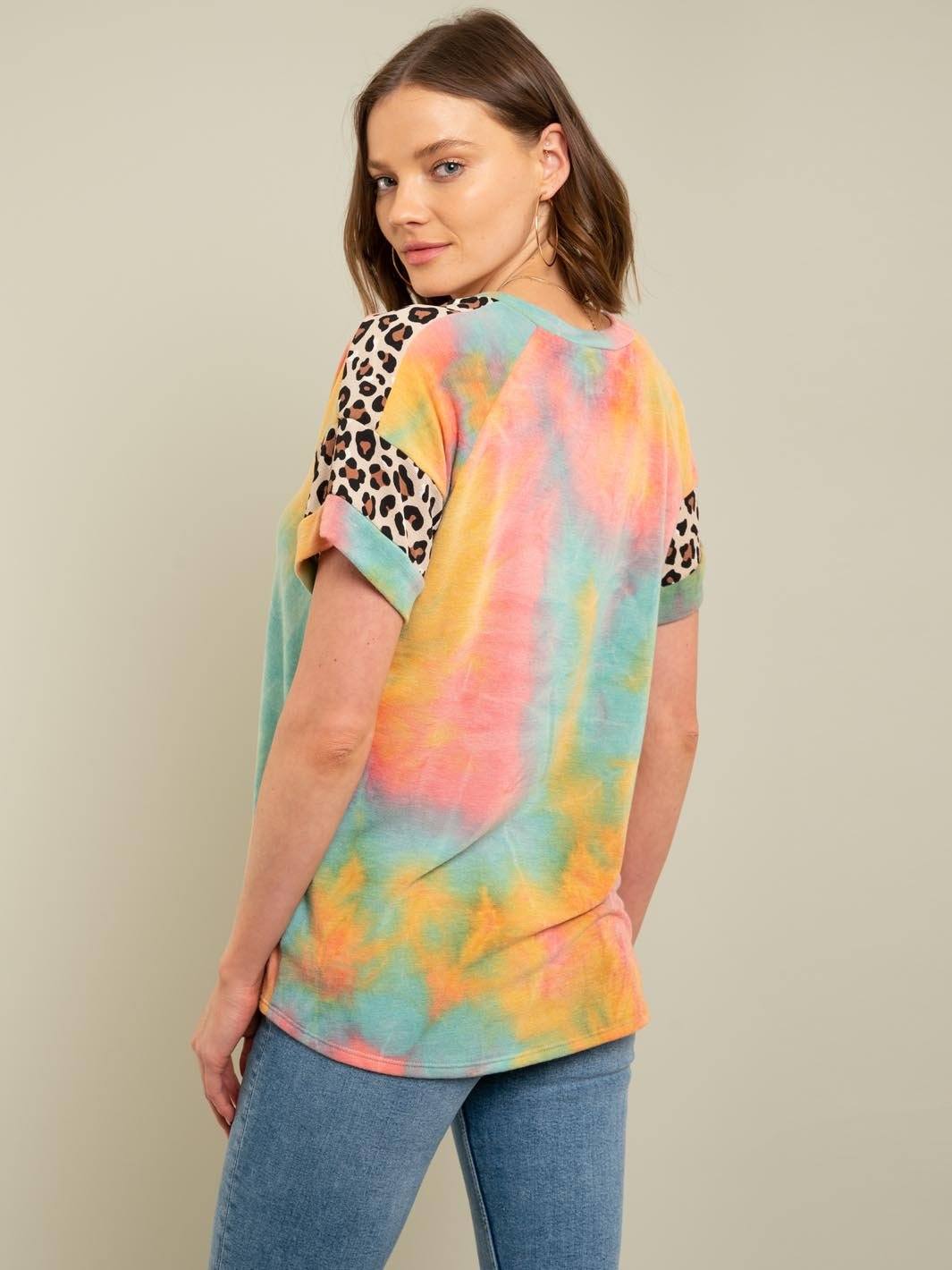 WOMEN'S V-NECK TIE DYE TOP