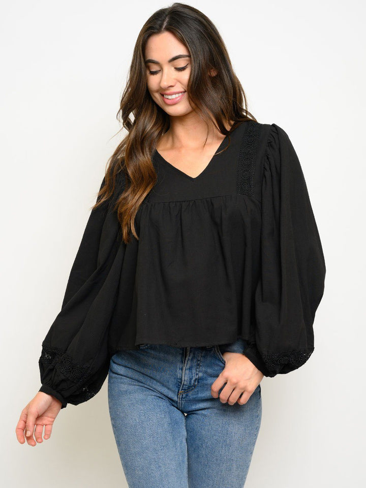 WOMEN'S V-NECK LONG SLEEVE TOP